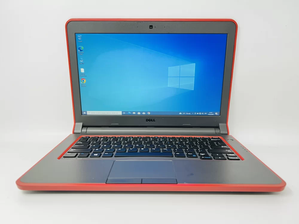 Купити ноутбук Dell Latitude 3340